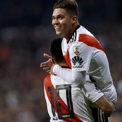 El pedido de dos ex River a Juanfer Quintero