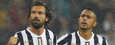 Pirlo se retira: los chilenos que disfrutaron del volante italiano