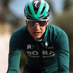 Kelderman: "Vi venir el coche, pero ni siquiera pude frenar"