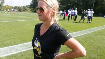 Kelly Kleine, nueva ejecutiva en Denver, se convierte en la primera mujer que tiene un cargo tan importante en la NFL.