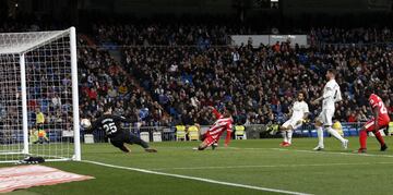 Lozano anotó el 0-1.