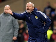 GLASGOW, SCOTLAND - NOVEMBER 18: Scotland Head Coach Steve Clarke during a FIFA World Cup 2026 Qualifier between Scotland and Denmark at Hampden Park, on November 18, 2025, in Glasgow, Scotland. (Photo by Alan Harvey/SNS Group via Getty Images)