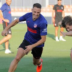 Santiago Arias, entre la titular en Champions y rumores de Italia