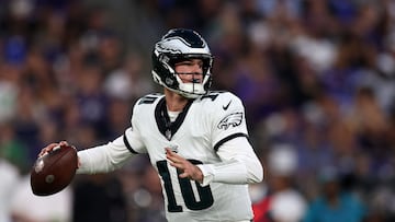 BALTIMORE, MARYLAND - AUGUST 12: Quarterback Tanner McKee #10 of the Philadelphia Eagles throws a first half pass against the Baltimore Raves during a preseason game at M&T Bank Stadium on August 12, 2023 in Baltimore, Maryland.   Rob Carr/Getty Images/AFP (Photo by Rob Carr / GETTY IMAGES NORTH AMERICA / Getty Images via AFP)