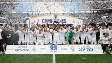 30/04/22 PARTIDO PRIMERA DIVISION
REAL MADRID - ESPANYOL
CELEBRACION DEL REAL MADRID CAMPEON DE LALIGA LIGA 2022 CAMPEONES
PUBLICADA 01/05/22 NA MA04 5COL