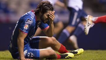 ¡Otra más! Rodolfo Pizarro causa baja del Tri por lesión