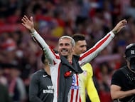 El ex jugador de la selección de Francia y leyenda del Arsenal felicitó a Griezmann por su pase a semifinales en Champions League tras vencer al Barcelona.