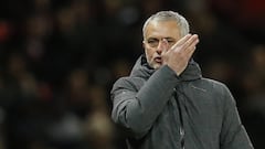 Mourinho: United wrong to sell Di Maria, Welbeck and Chicharito