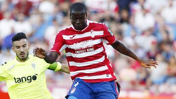 Adrián Ramos con el Granada.