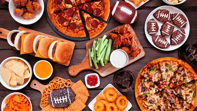 El Super Bowl es el segundo día en el que los estadounidenses consumen más comida. Esta es la mejor receta de salta para el domingo del Super Tazón.