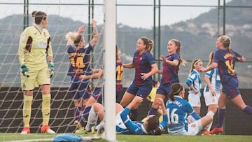 El Barcelona celebra el gol de Mapi Le&oacute;n ante el Espanyol