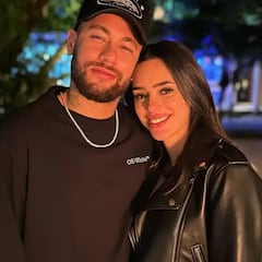 Así fue el primer cumpleaños de la hija de Neymar y Bruna Biancardi: juegos, globos y una gran tarta