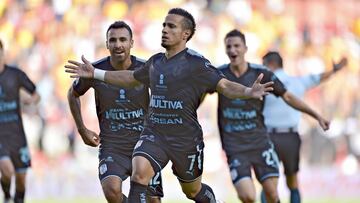 Gallos Blancos remonta y quita invicto a Morelia