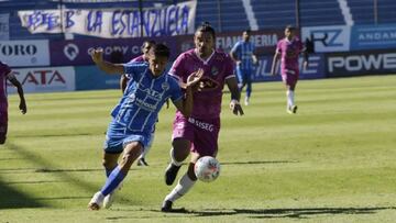 Arsenal gana a Godoy y consigue su primera victoria