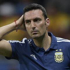 Scaloni y las dudas en el once