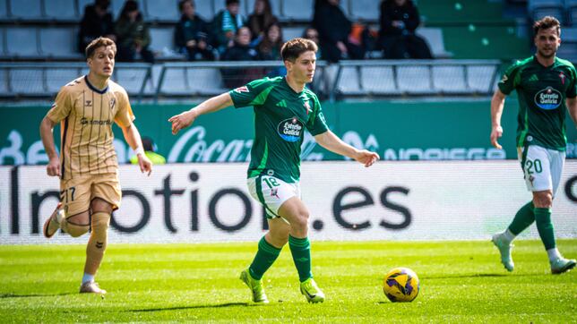 El Burgos llega a un acuerdo con el Racing de Ferrol para el traspaso de Brais Martínez