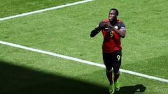 Lukaku hushes critics to haul Belgium into second