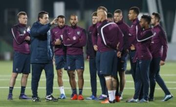 Gary Neville como segundo entrenador de la selección inglesa.