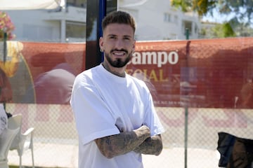 Castillejo espera hablar de su futuro con el Valencia-