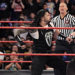 Roman Reigns se la devuelve a Braun Strowman… y le lesiona