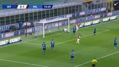 ¡Qué jugada! Doblete de Zlatan ante el Inter de Vidal y Alexis