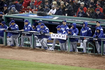 El dogout de los Dodgers se quedó sin palabras tras el HR de Núñez. 