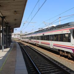 Black Friday en Renfe: ¿cuáles son las ofertas del AVE y Larga Distancia y qué destinos tienen?