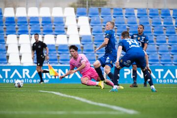 Melamed pidió penalti.