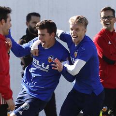 Santi Mina, en su cénit, regresa al lugar donde debutó: el Coliseum