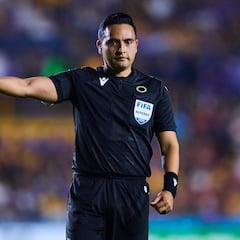 Saíd Martínez, el árbitro que admira a Messi y dirigirá el Inter Miami - Whitecaps