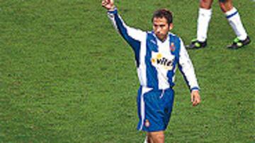 <B>Raúl Tamudo</B>: "Tumbaremos al Barça por la afición. Si les ponemos en problemas le dará aún más gusto"