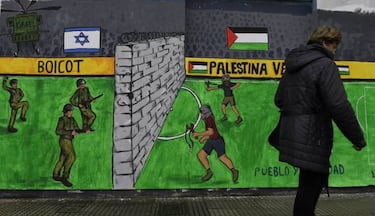 Israel arrive in Gijón with controversy in the air