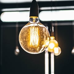 Bajada del IVA de la luz al 10%: a quiénes afecta y cómo saber si soy un consumidor vulnerable