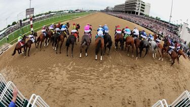 'Rich Strike', campe車n de rebote del Kentucky Derby