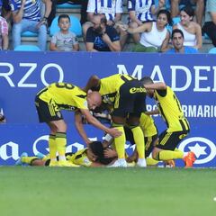Ponferradina 1 - Real Zaragoza 2: resumen, resultado y goles. LaLiga SmartBank