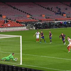 Aprobados y suspensos del Sevilla: Sin portero ni delanteros