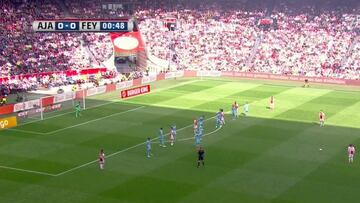 Lasse Schoene marca un golazo de falta en el 'De Klassieker'