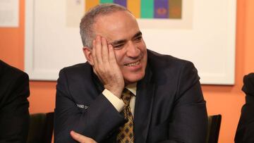 Garry Kasparov regresa al ajedrez tras 12 años sin competir