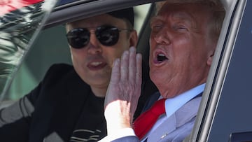 The President was seen recently attempting to push people towards the electric car manufacturer, but his presence may not have had the desired effect.