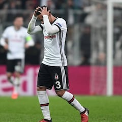 Adriano acepta 14 meses de cárcel para saldar su deuda con la Hacienda española