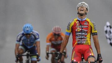 Argentinian cyclist German Nicolas Tivani (Agrupacion Virgen de Fatima) crosses the finish line to win the Vuelta a San Juan Internacional 2019, 6th stage, at San Juan Villicum racetrack in San Juan, Argentina, on February 02, 2019. (Photo by Andres Larro