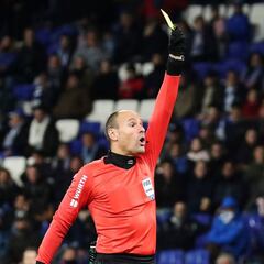 Mateu arbitrará el Clásico: así les ha ido a Madrid y Barça con él