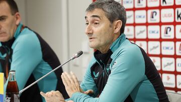 LEZAMA (BIZKAIA), 03/12/2024.- El entrenador del Athletic Club, Ernesto Valverde, ha ofrecido este martes una rueda de prensa previa al partido liguero del miércoles ante el Real Madrid en San Mamés. EFE/ Miguel Toña