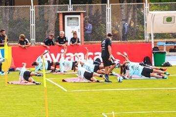 La Selección Argentina realizó su primer y único entrenamiento en Bucaramanga antes de disputar las semifinales de la Copa América Femenina ante Colombia en el estadio Alfonso López.