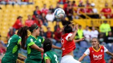 El fútbol femenino debuta en El Campín con triunfo de Santa Fe