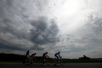 El pelotón durante la tercera etapa del Giro de Italia.