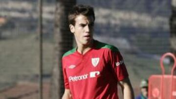 Iñigo Pérez renueva con el Athletic hasta junio de 2015