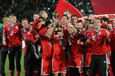 Alegría del conjunto alemán tras conseguir la Copa Mundial de Clubes de la FIFA 2013 frente a Raja Casablanca. Los bávaros vencieron 2-0 gracias a los goles de Dante y Thiago Alcántara.