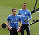 Iker Casillas: “Quiero felicitar a Keylor Navas por su debut”