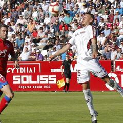 Acuña: "Me gustaría que Zozulia jugase en Vallecas"